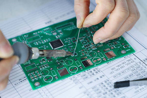 从PCB到精密电子PCBA组件的完整制造介绍   