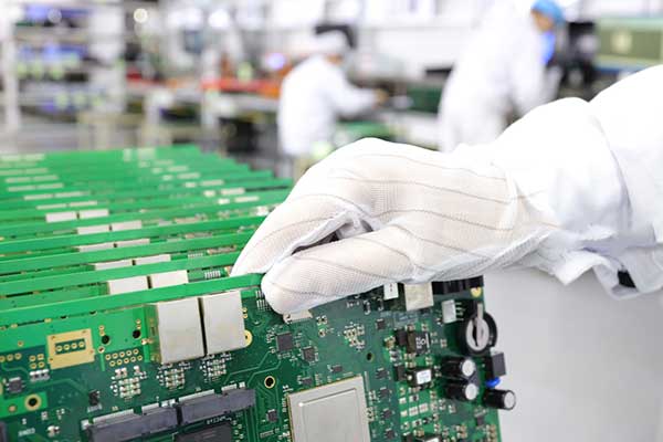 PCBA双面板焊接需要关注的问题