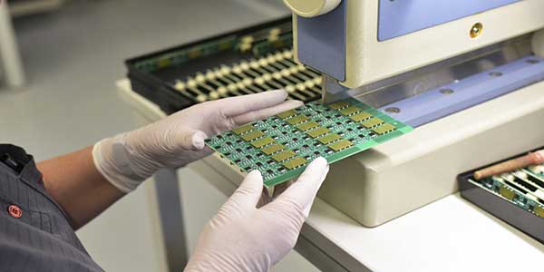 pcba贴片插件加工交期多久合适?